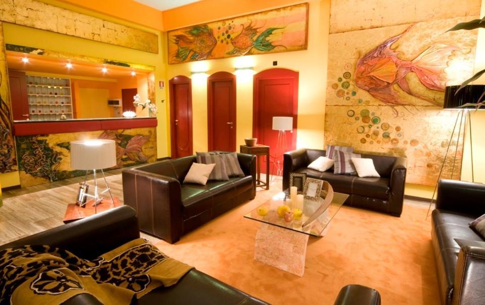 Hotel Corona Морской Милан Экстерьер фото