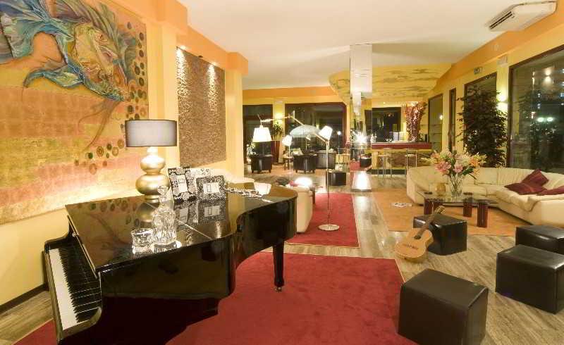 Hotel Corona Морской Милан Экстерьер фото